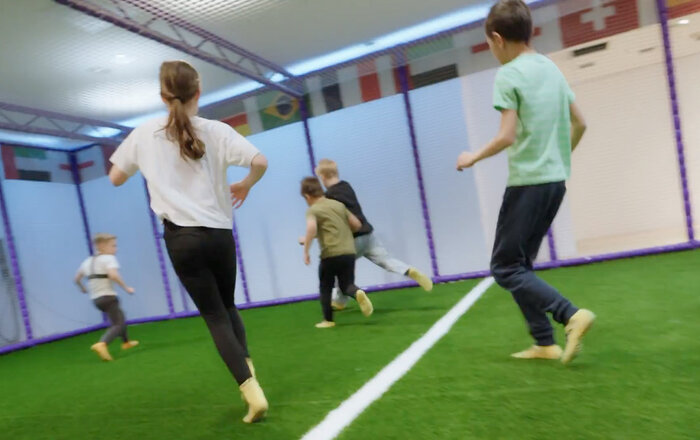Indoor-Sportfeld in der Wollhouse Play Zone Heilbronn